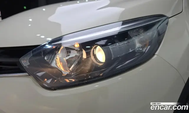 Renault (Samsung) QM3 2016 1.5 автомат (гидро), миниатюра 8 Renault (Samsung) QM3 2016 1.5 автомат (гидро), миниатюра 8