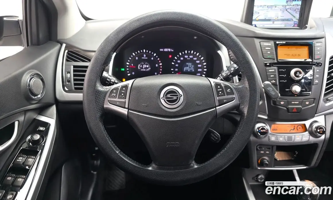 SsangYong Korando 2014 2.0 автомат (гидро), фото 18