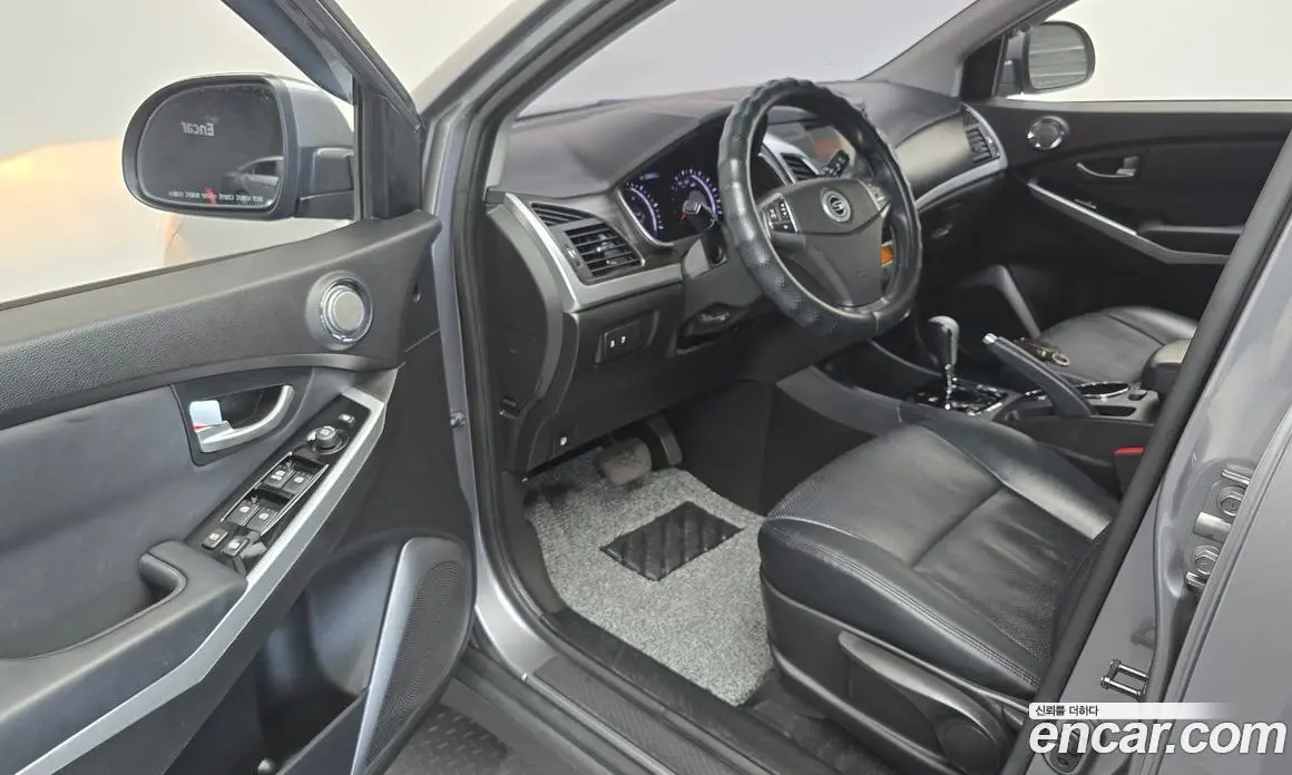SsangYong Korando 2014 2.0 автомат (гидро), фото 13 SsangYong Korando 2014 2.0 автомат (гидро), фото 13