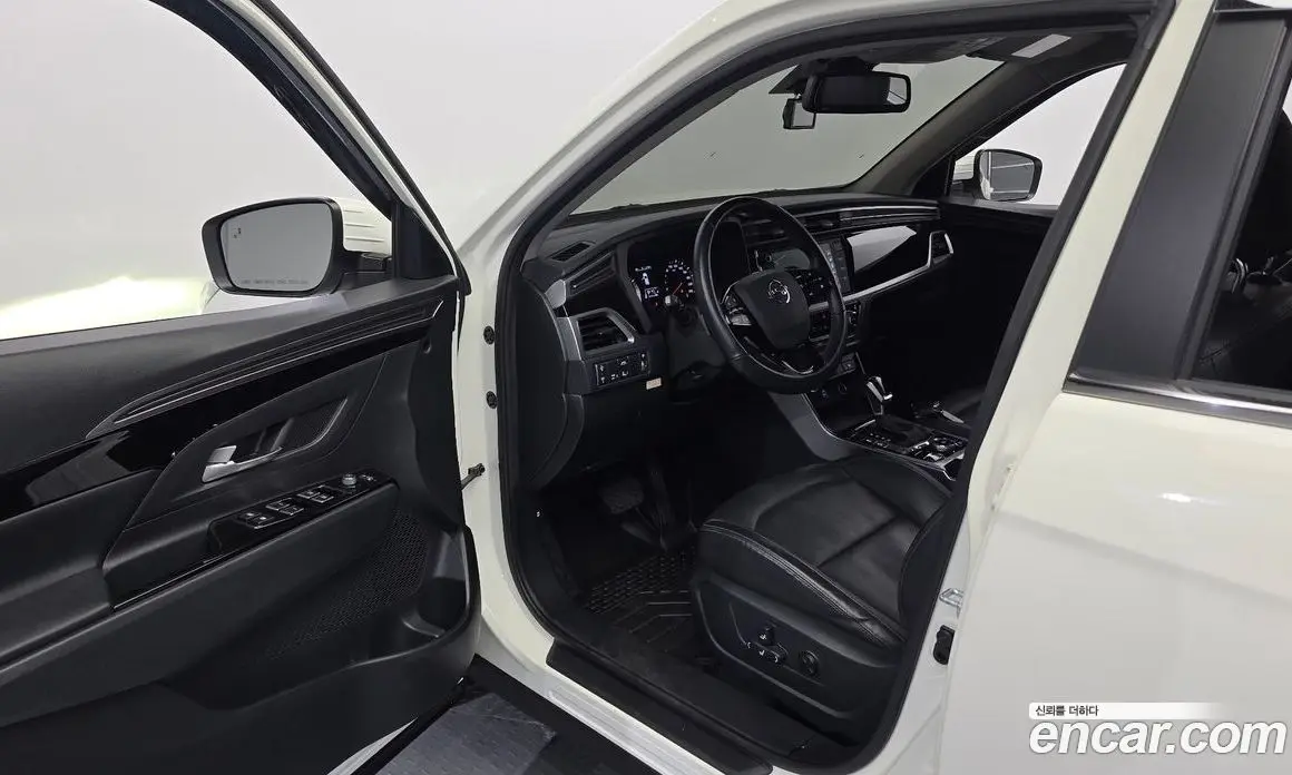SsangYong Korando 2021 1.5 автомат (гидро), фото 13