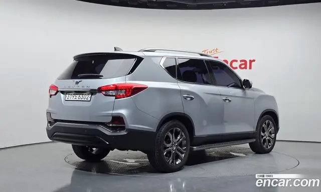 SsangYong Rexton 2017 2.2 автомат (гидро), миниатюра 2