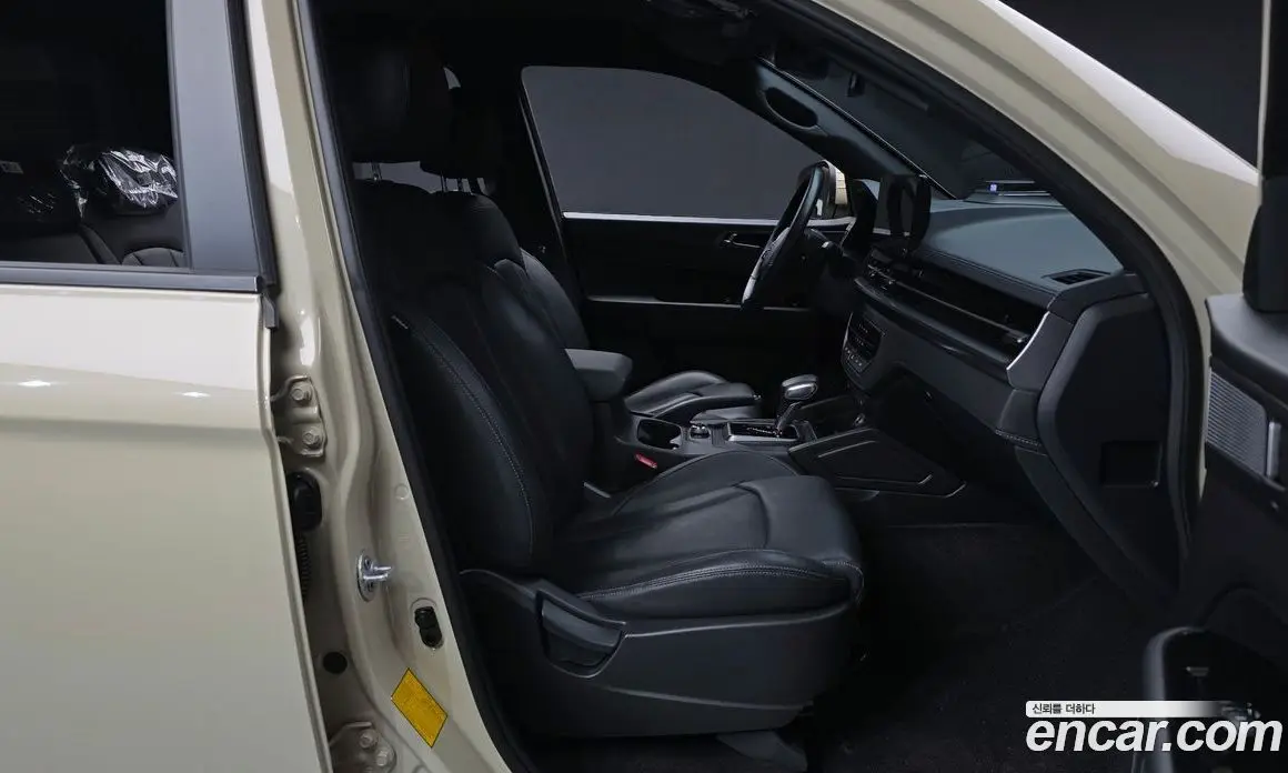 SsangYong Rexton 2023 2.2 автомат (гидро), фото 16