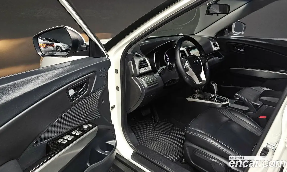 SsangYong TIBOLI 2015 1.6 автомат (гидро), фото 13