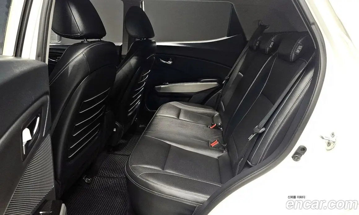 SsangYong TIBOLI 2015 1.6 автомат (гидро), фото 17