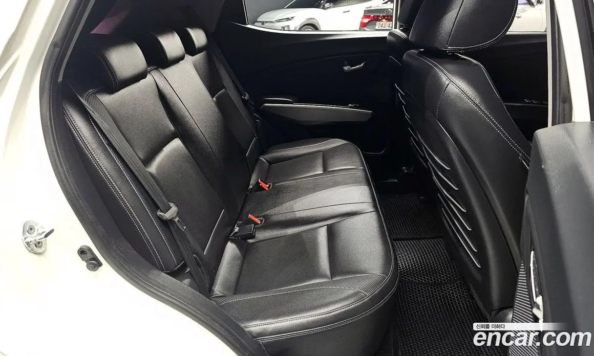 SsangYong TIBOLI 2015 1.6 автомат (гидро), фото 18