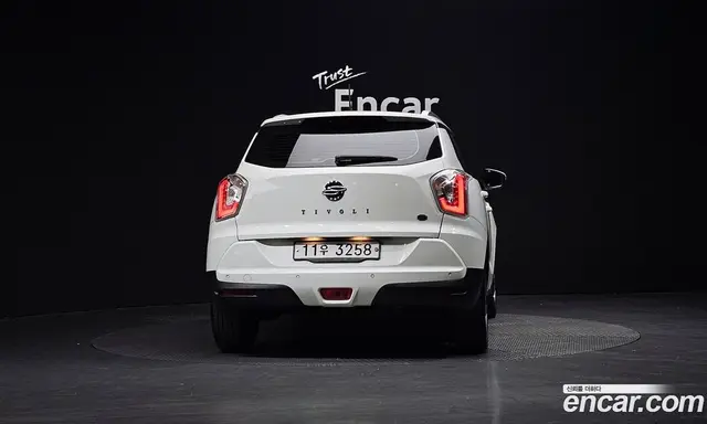 SsangYong TIBOLI 2015 1.6 автомат (гидро), миниатюра 4