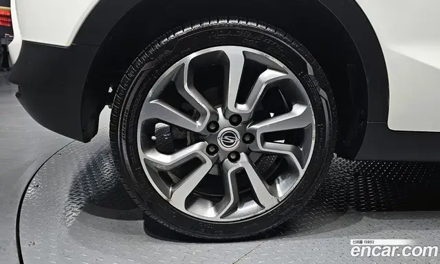 SsangYong TIBOLI 2015 1.6 автомат (гидро), миниатюра 5
