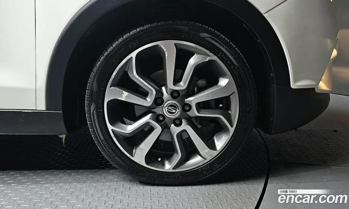 SsangYong TIBOLI 2015 1.6 автомат (гидро), фото 7