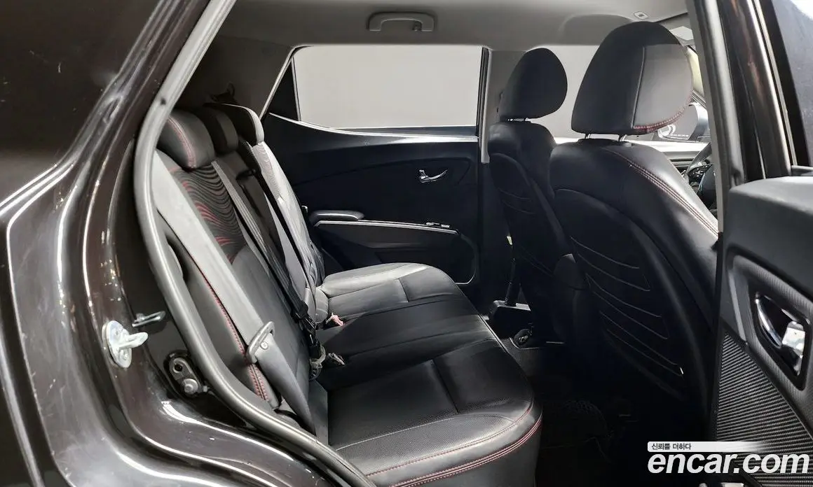 SsangYong TIBOLI 2018 1.6 автомат (гидро), фото 17 SsangYong TIBOLI 2018 1.6 автомат (гидро), фото 17