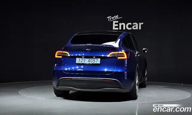 Tesla Model Y 2021 0.2 автомат (гидро), миниатюра 3 Tesla Model Y 2021 0.2 автомат (гидро), миниатюра 3