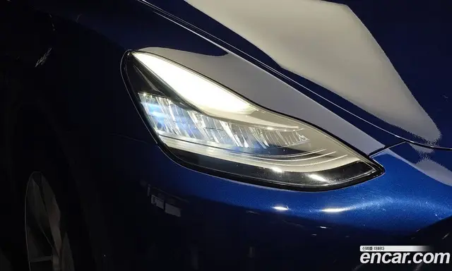 Tesla Model Y 2021 0.2 автомат (гидро), миниатюра 7 Tesla Model Y 2021 0.2 автомат (гидро), миниатюра 7