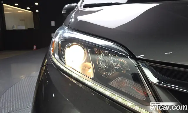 Toyota Sienna 2019 3.5 автомат (гидро), миниатюра 8