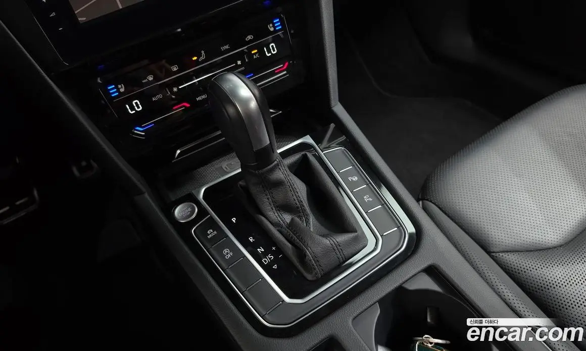 Volkswagen Arteon 2023 2.0 автомат (гидро), фото 12