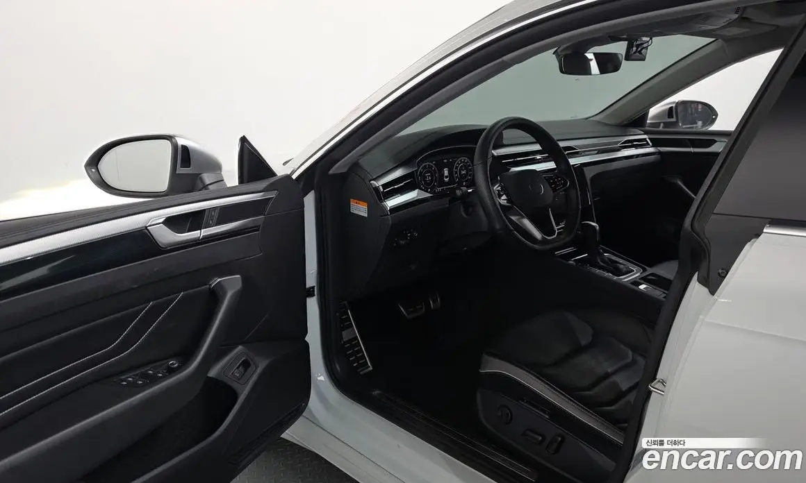 Volkswagen Arteon 2023 2.0 автомат (гидро), фото 13