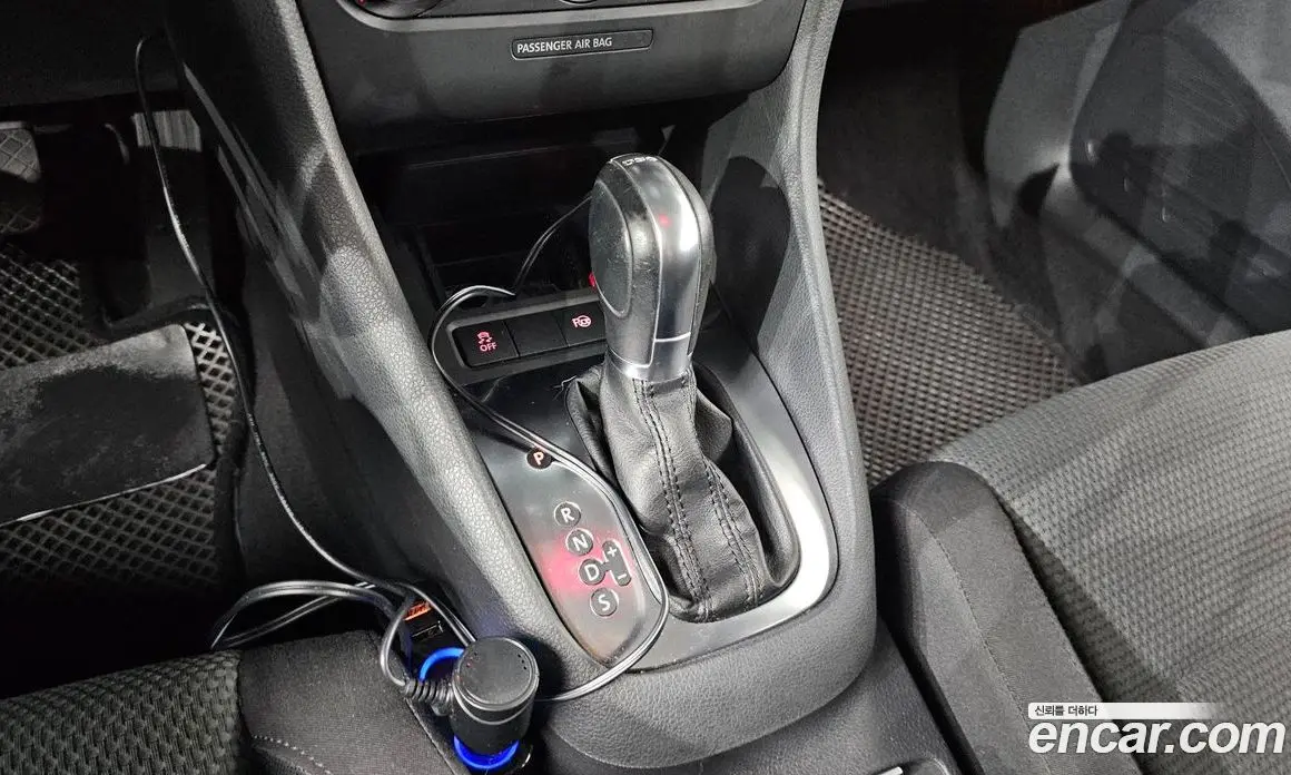 Volkswagen Golf 2012 1.6 автомат (гидро), фото 11