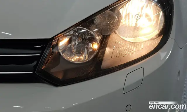 Volkswagen Golf 2012 1.6 автомат (гидро), миниатюра 7