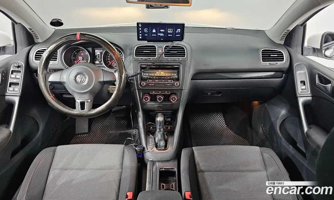 Volkswagen Golf 2012 1.6 автомат (гидро), фото 9