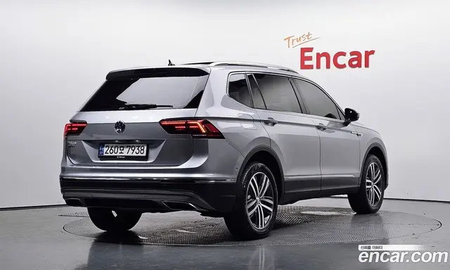 Volkswagen Tiguan, 2020, 90 582 км