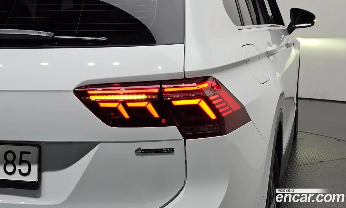 Volkswagen Tiguan 2023 2.0 автомат (гидро), фото 8 Volkswagen Tiguan 2023 2.0 автомат (гидро), фото 8
