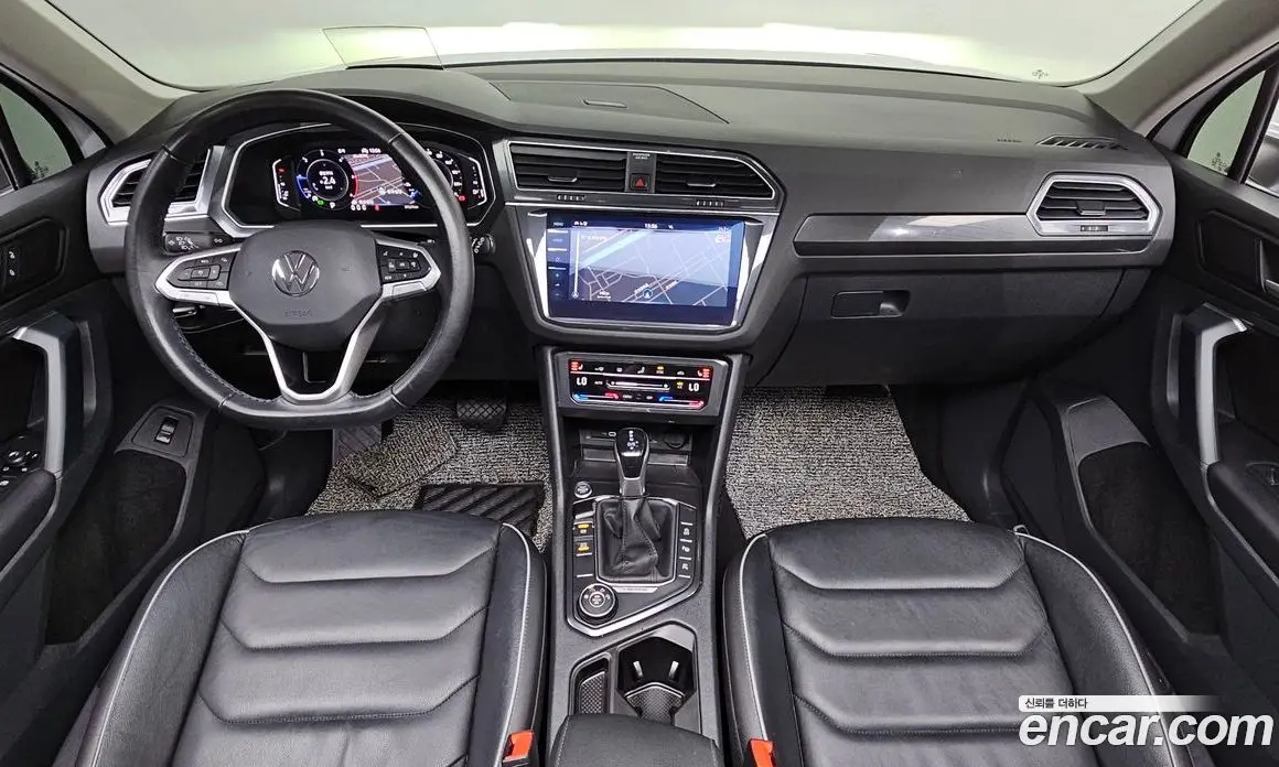 Volkswagen Tiguan 2023 2.0 автомат (гидро), фото 9 Volkswagen Tiguan 2023 2.0 автомат (гидро), фото 9