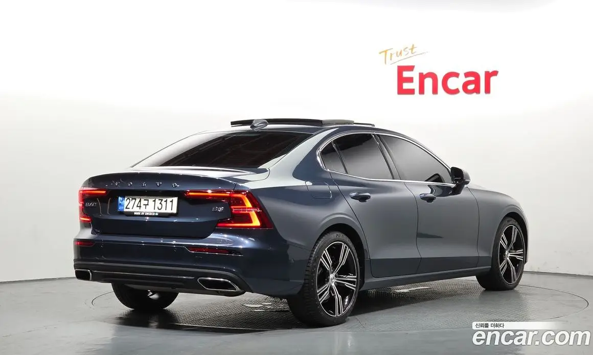Volvo S60 2021 2.0 автомат (гидро), фото 2 Volvo S60 2021 2.0 автомат (гидро), фото 2