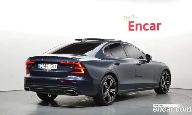 Volvo S60 2021 2.0 автомат (гидро), миниатюра 2 Volvo S60 2021 2.0 автомат (гидро), миниатюра 2