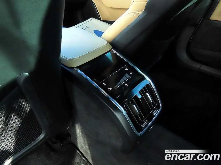 Volvo S90 2023 2.0 автомат (гидро), фото 15 Volvo S90 2023 2.0 автомат (гидро), фото 15