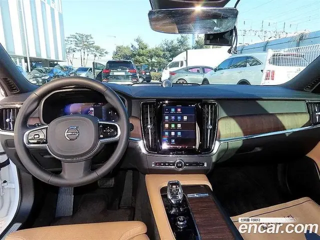 Volvo S90 2023 2.0 автомат (гидро), миниатюра 7 Volvo S90 2023 2.0 автомат (гидро), миниатюра 7