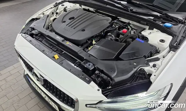 Volvo V60 2021 2.0 автомат (гидро), миниатюра 6 Volvo V60 2021 2.0 автомат (гидро), миниатюра 6