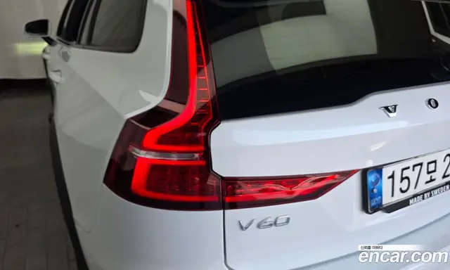Volvo V60 2021 2.0 автомат (гидро), миниатюра 9 Volvo V60 2021 2.0 автомат (гидро), миниатюра 9