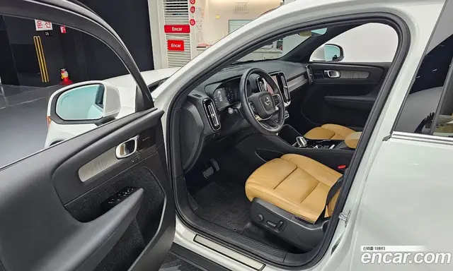 Volvo XC40 2021 2.0 автомат (гидро), миниатюра 12