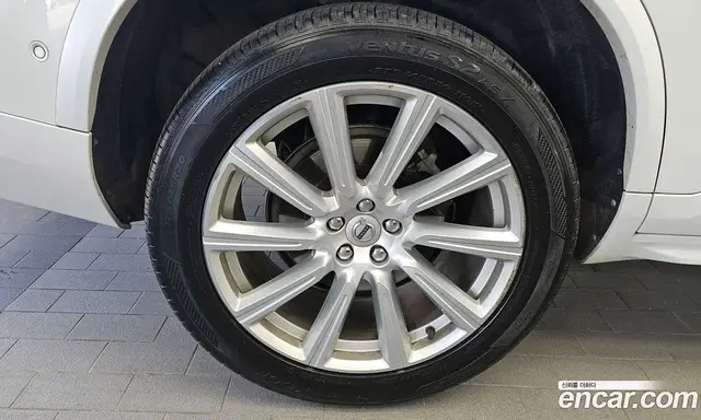 Volvo XC90 2017 2.0 автомат (гидро), миниатюра 5 Volvo XC90 2017 2.0 автомат (гидро), миниатюра 5