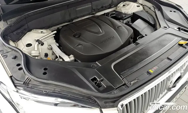 Volvo XC90 2017 2.0 автомат (гидро), миниатюра 6 Volvo XC90 2017 2.0 автомат (гидро), миниатюра 6