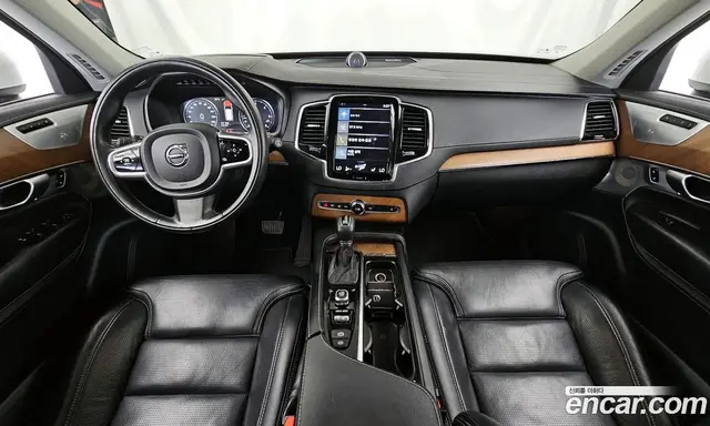 Volvo XC90 2017 2.0 автомат (гидро), миниатюра 10 Volvo XC90 2017 2.0 автомат (гидро), миниатюра 10