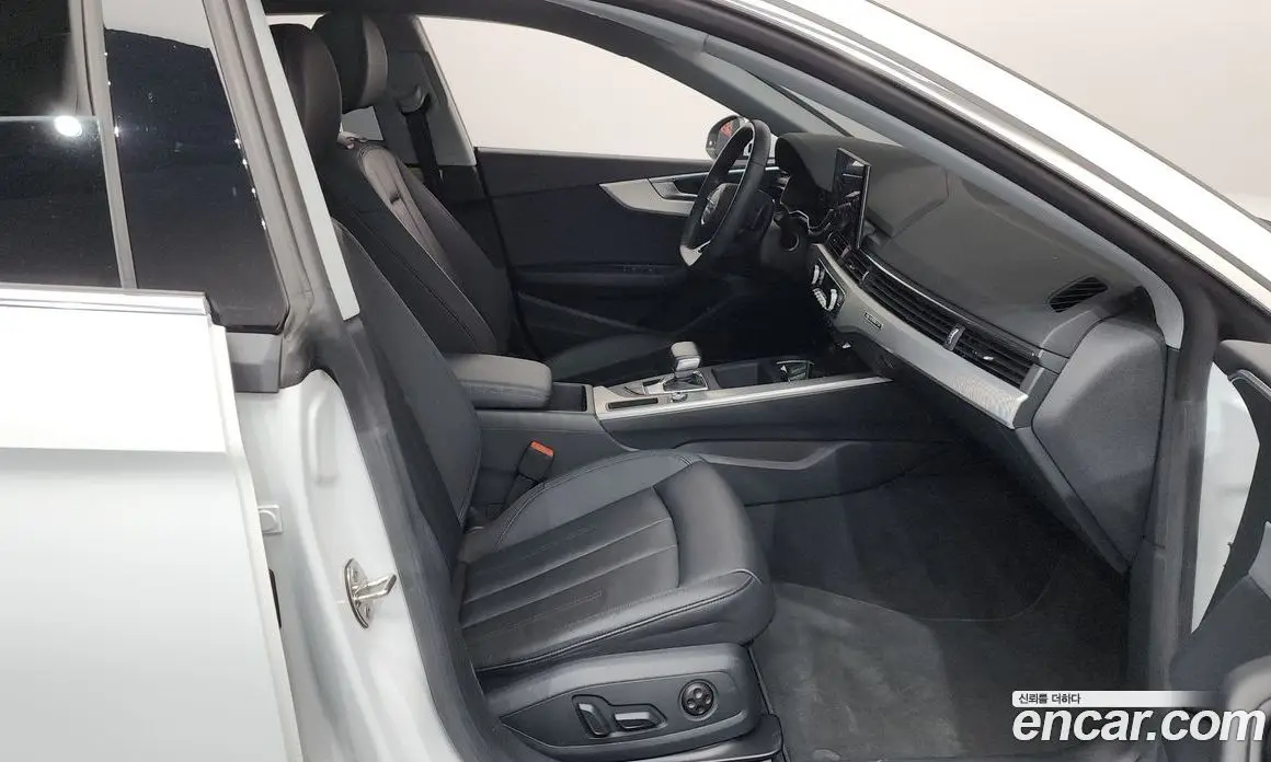 Audi A5 2023 2.0 автомат (гидро), фото 16