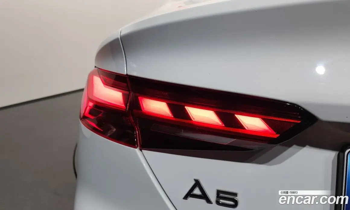 Audi A5 2023 2.0 автомат (гидро), фото 9