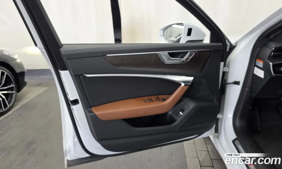 Audi A6 2021 2.0 автомат (гидро), фото 14