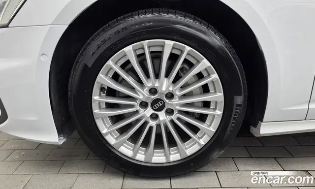 Audi A6 2021 2.0 автомат (гидро), миниатюра 5
