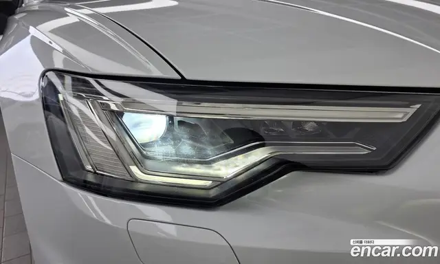 Audi A6 2021 2.0 автомат (гидро), миниатюра 8