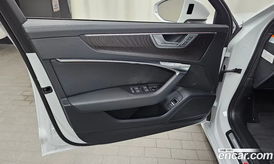 Audi A6 2023 2.0 автомат (гидро), фото 13 Audi A6 2023 2.0 автомат (гидро), фото 13