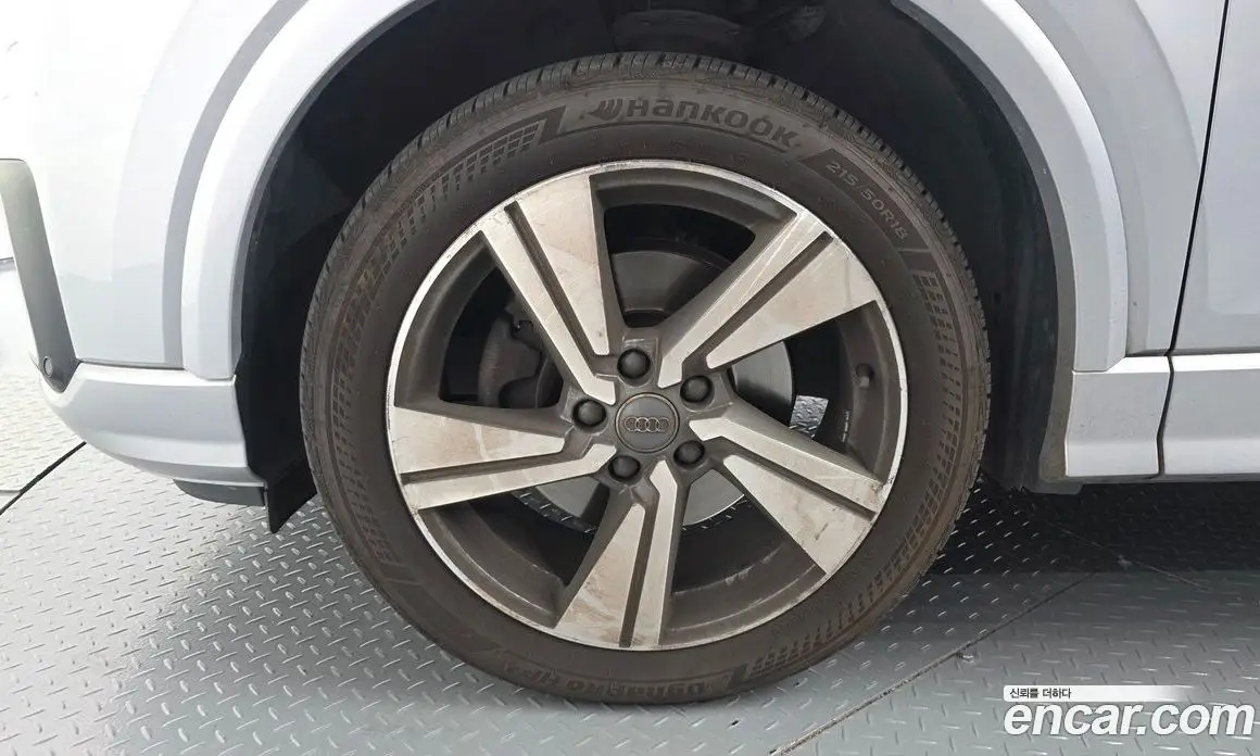 Audi Q2 2020 2.0 автомат (гидро), фото 5 Audi Q2 2020 2.0 автомат (гидро), фото 5