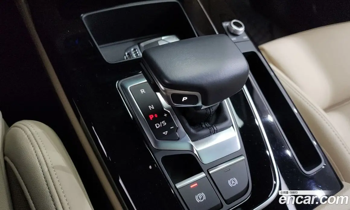 Audi Q5 2021 2.0 автомат (гидро), фото 12