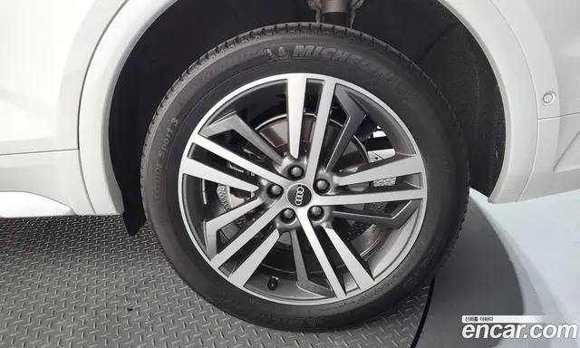 Audi Q5 2021 2.0 автомат (гидро), миниатюра 7