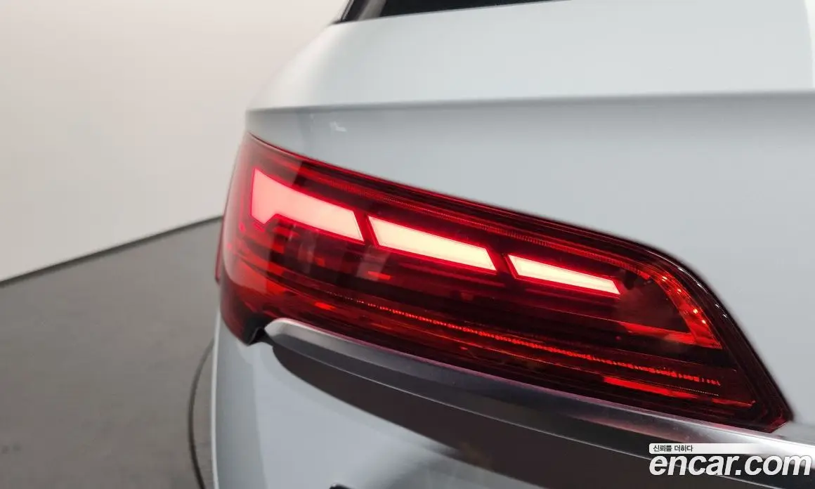 Audi Q5 2021 2.0 автомат (гидро), фото 9
