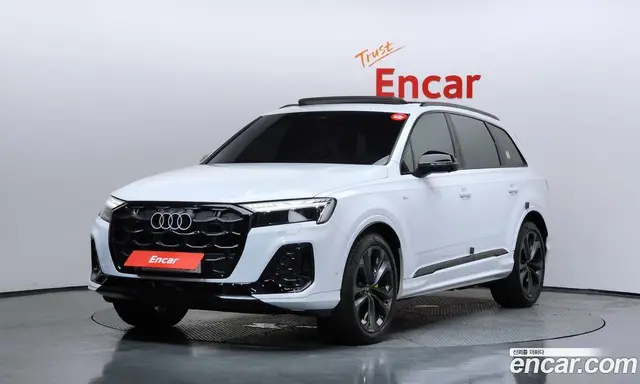 Audi Q7, 2025, 15 248 км