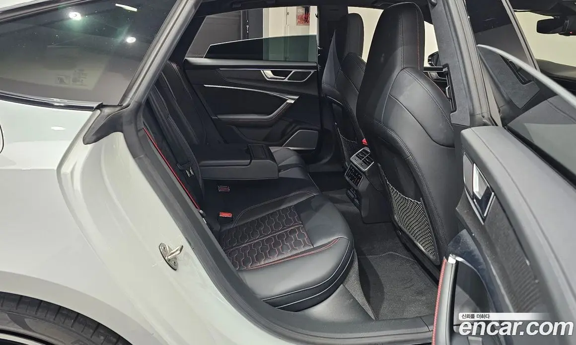 Audi RS7 2023 4.0 автомат (гидро), фото 16