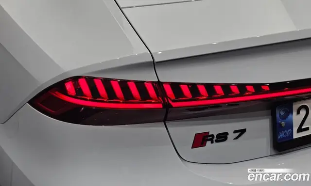 Audi RS7 2023 4.0 автомат (гидро), миниатюра 8