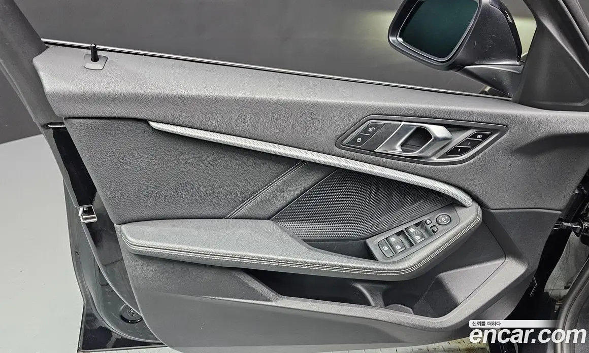 BMW 1 серия 2022 2.0 автомат (гидро), фото 14 BMW 1 серия 2022 2.0 автомат (гидро), фото 14