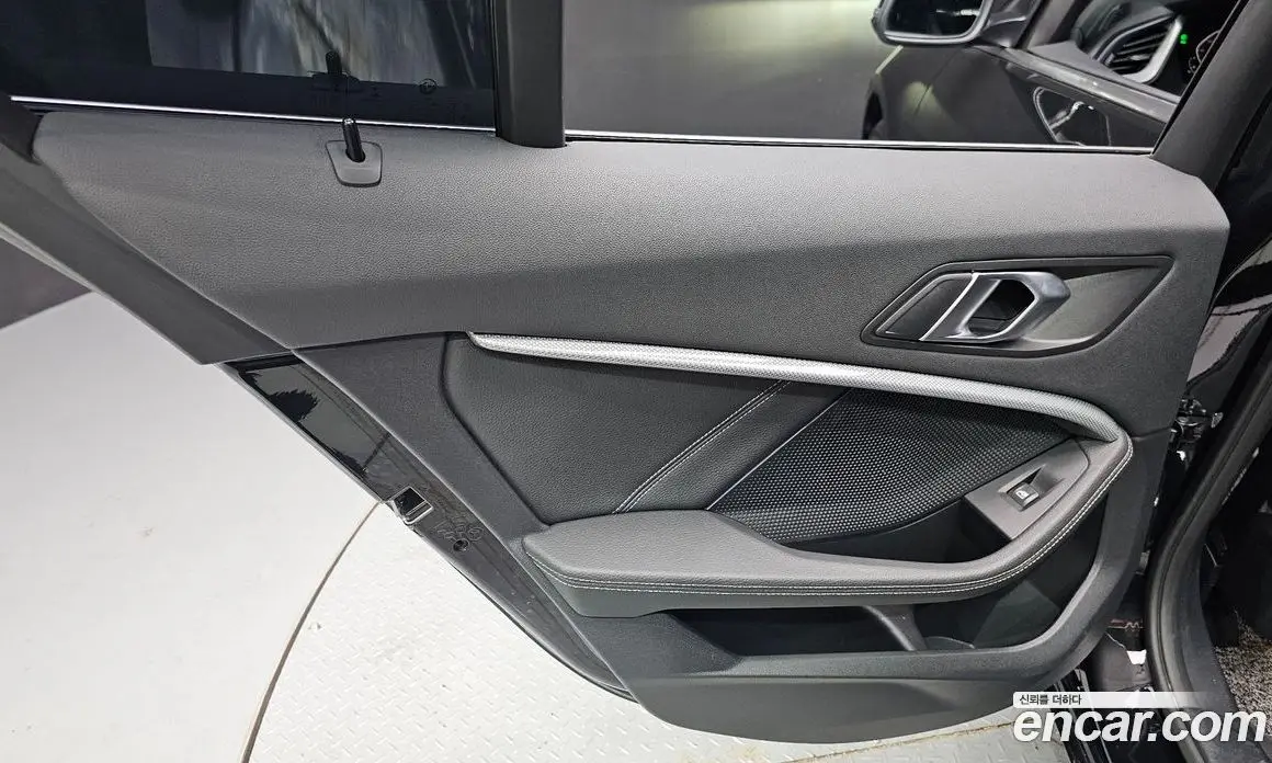 BMW 1 серия 2022 2.0 автомат (гидро), фото 15 BMW 1 серия 2022 2.0 автомат (гидро), фото 15