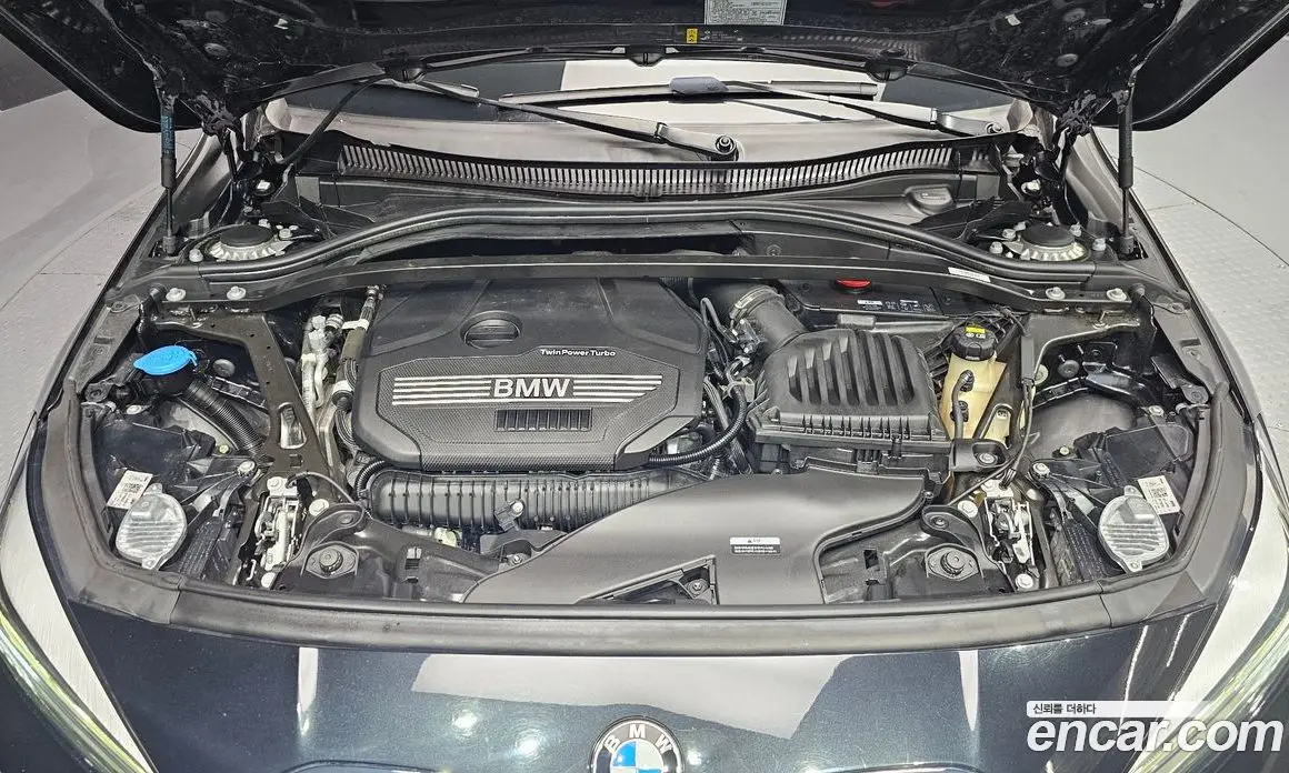 BMW 1 серия 2022 2.0 автомат (гидро), фото 6 BMW 1 серия 2022 2.0 автомат (гидро), фото 6
